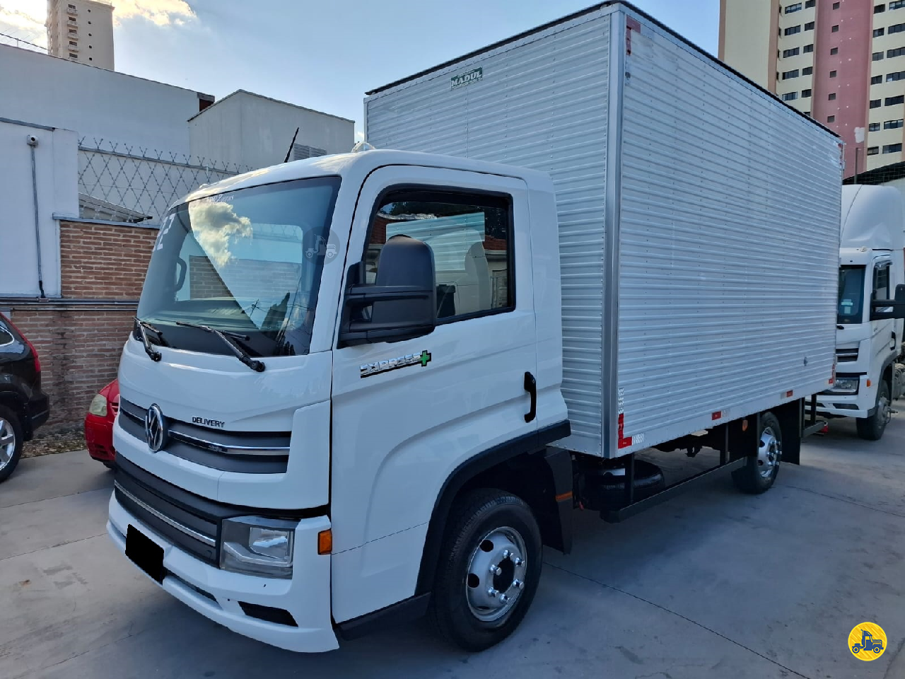 CAMINHAO VOLKSWAGEN DELIVERY EXPRESS Baú Furgão 3/4 4x2 DRZ Motors JUNDIAI SÃO PAULO SP